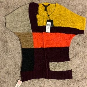 BCBG short sleeve sweater